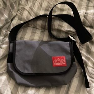 Manhattan Portage Small Gray Messenger Bag